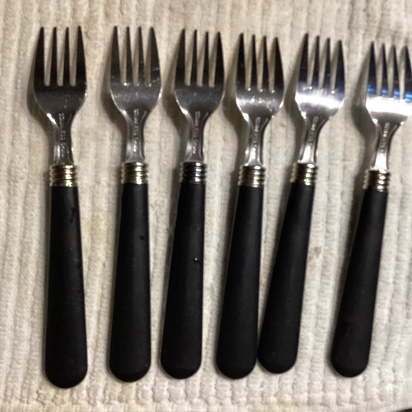 Gibson Set of 6 Stainless Forks - Picture 4 of 4